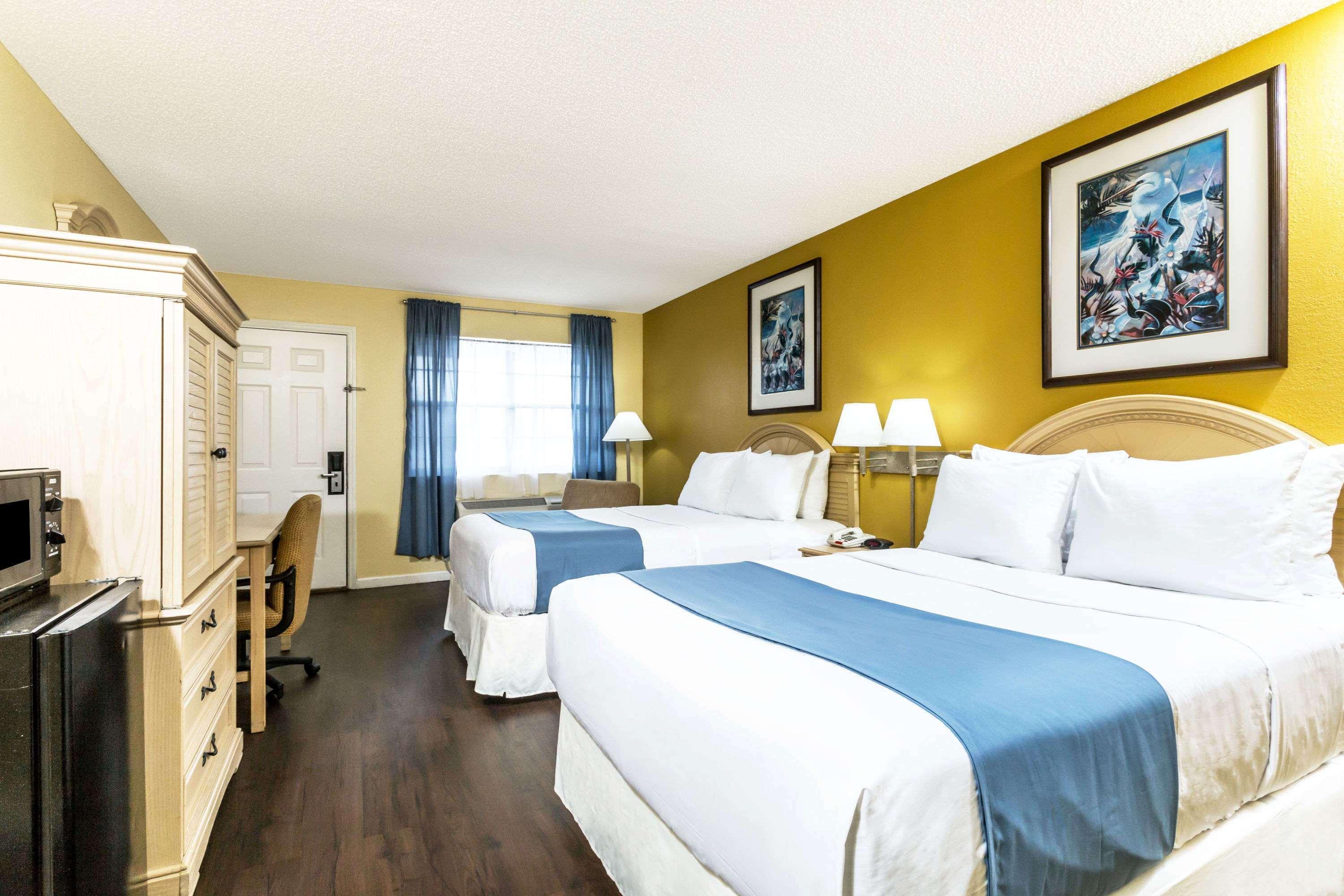 Days Inn By Wyndham Madison Exteriér fotografie